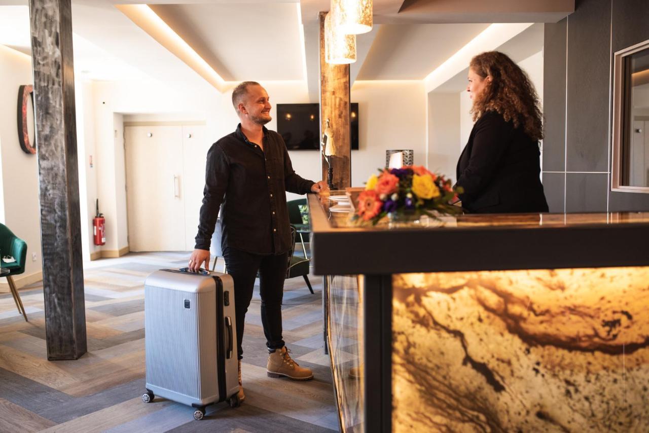 Hôtel 1770&Spa Le Pontet  Extérieur photo